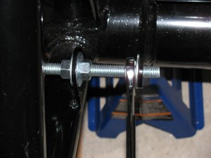 kh6wz 003-mounting ear spreader2