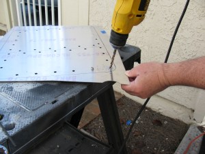 kh6wz 003 - removing riv nuts