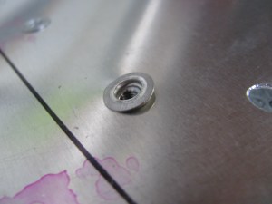 kh6wz 018-crooked riv-nut